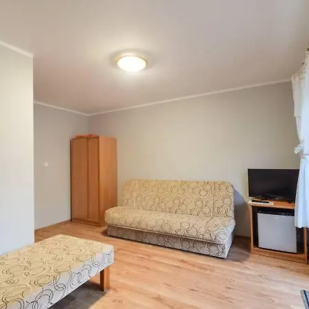 ホームステイ Prywatne Maks