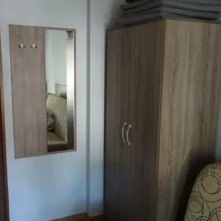 Prywatne Maks ポビエロボ